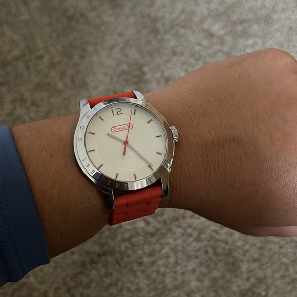 Coach watch - Picture 4 of 4